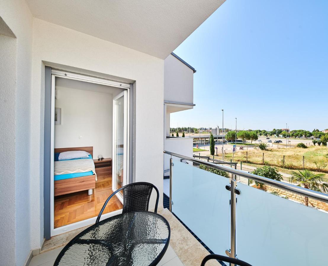Apartment Sommer Novigrad Istria Extérieur photo
